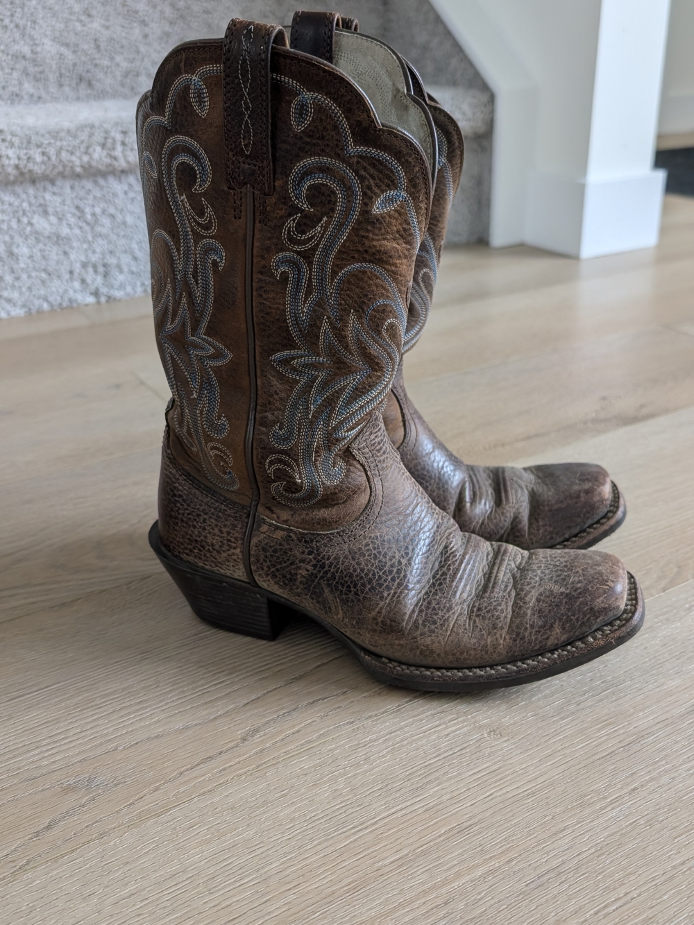 SOLD Ariat Women's Primetime Tack Western Boots - Broad Square Toe